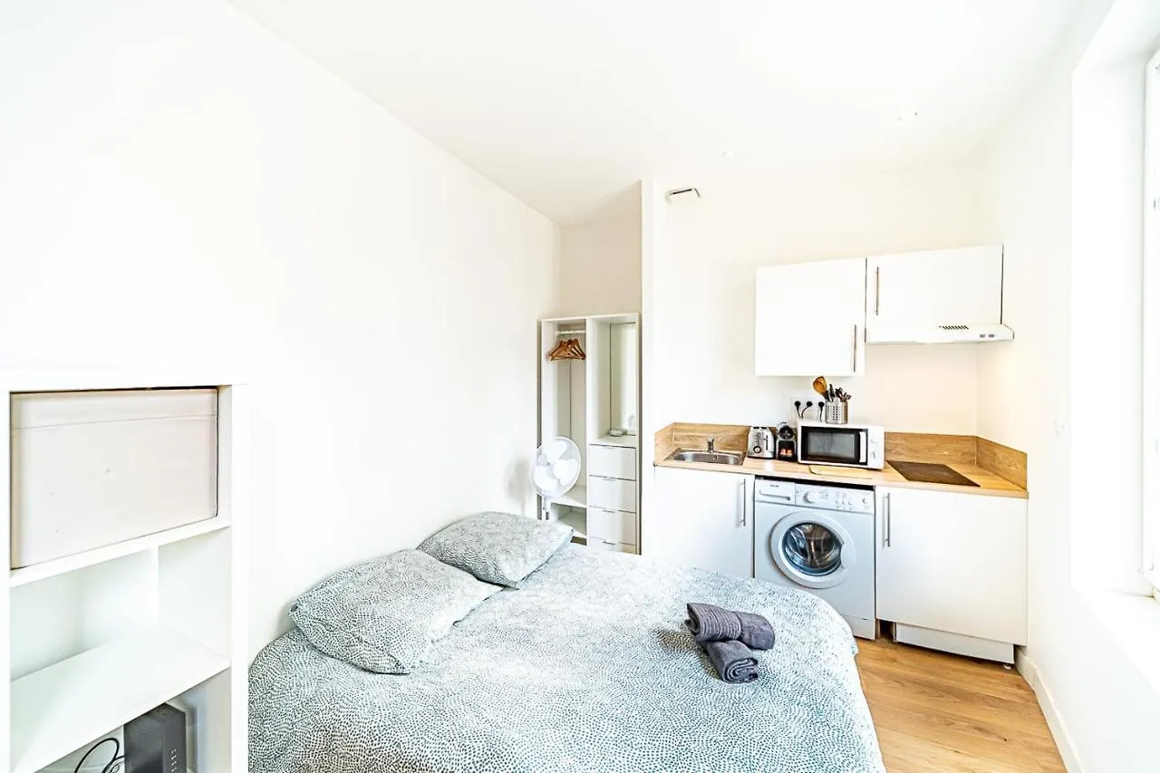 Apartment Le Debourg - Studio Tout Proche Metro B Lyon